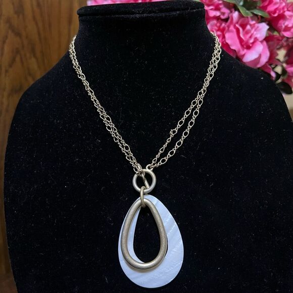 LIA SOPHIA NECKLACES BUNDLE - Picture 2 of 7